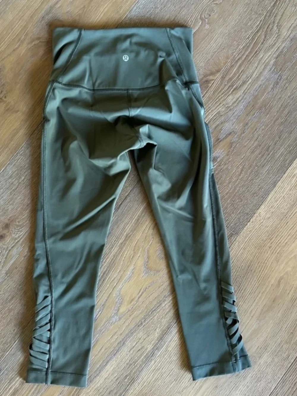 Lululemon Minimalist Crop Leggings Fatigue Green Size 6